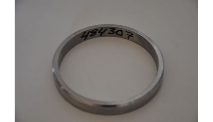 Tätningsring/wear ring 120/135X17,5